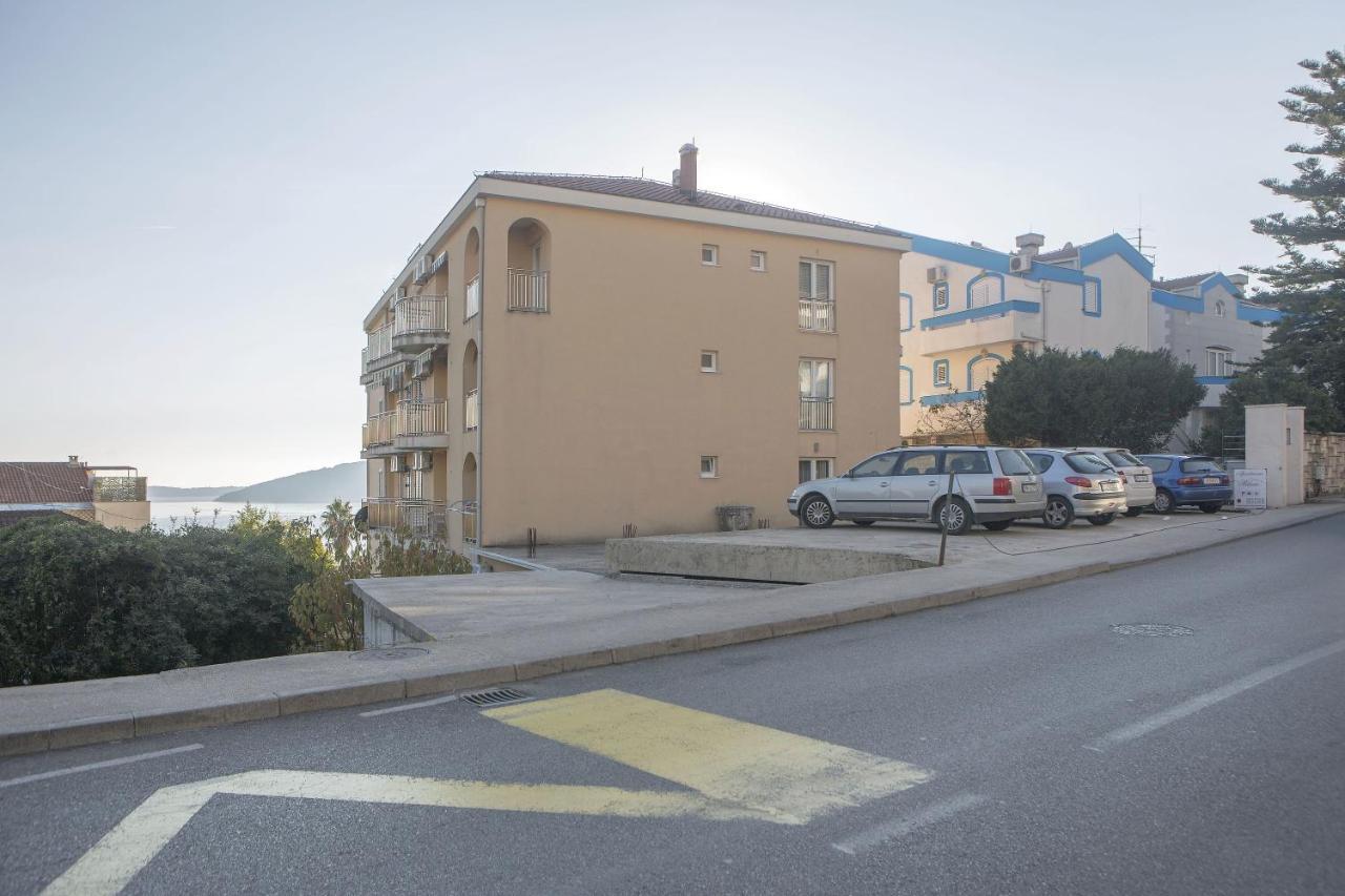 Apartments Lux Milano, Savina,Herceg-Novi Herceg Novi Ngoại thất bức ảnh